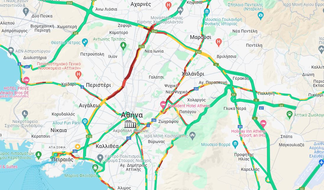 Η κίνηση επέστρεψε μετά το τριήμερο: Μποτιλιάρισμα στον Κηφισό – Καθυστερήσεις στην Αττική Οδό