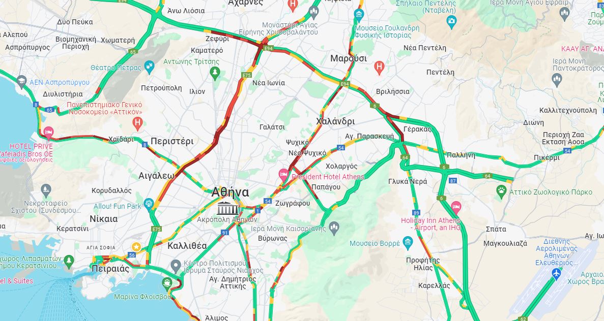 Τσικνοπέμπτη με αυξημένη κίνηση: Σημειωτόν στον Κηφισό και την Κηφισίας – Δείτε LIVE πού έχει μποτιλιάρισμα