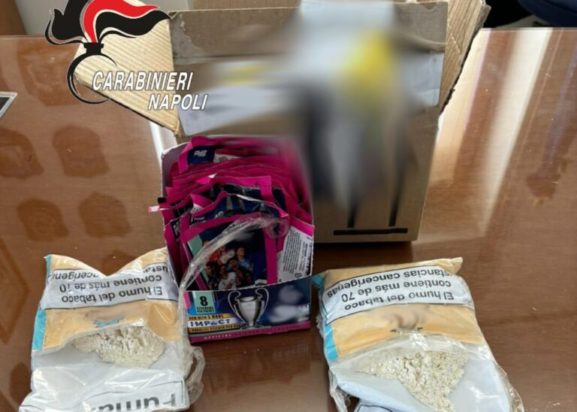 Ιταλία: Παρήγγειλε αυτοκόλλητα και έλαβε κοκαϊνη