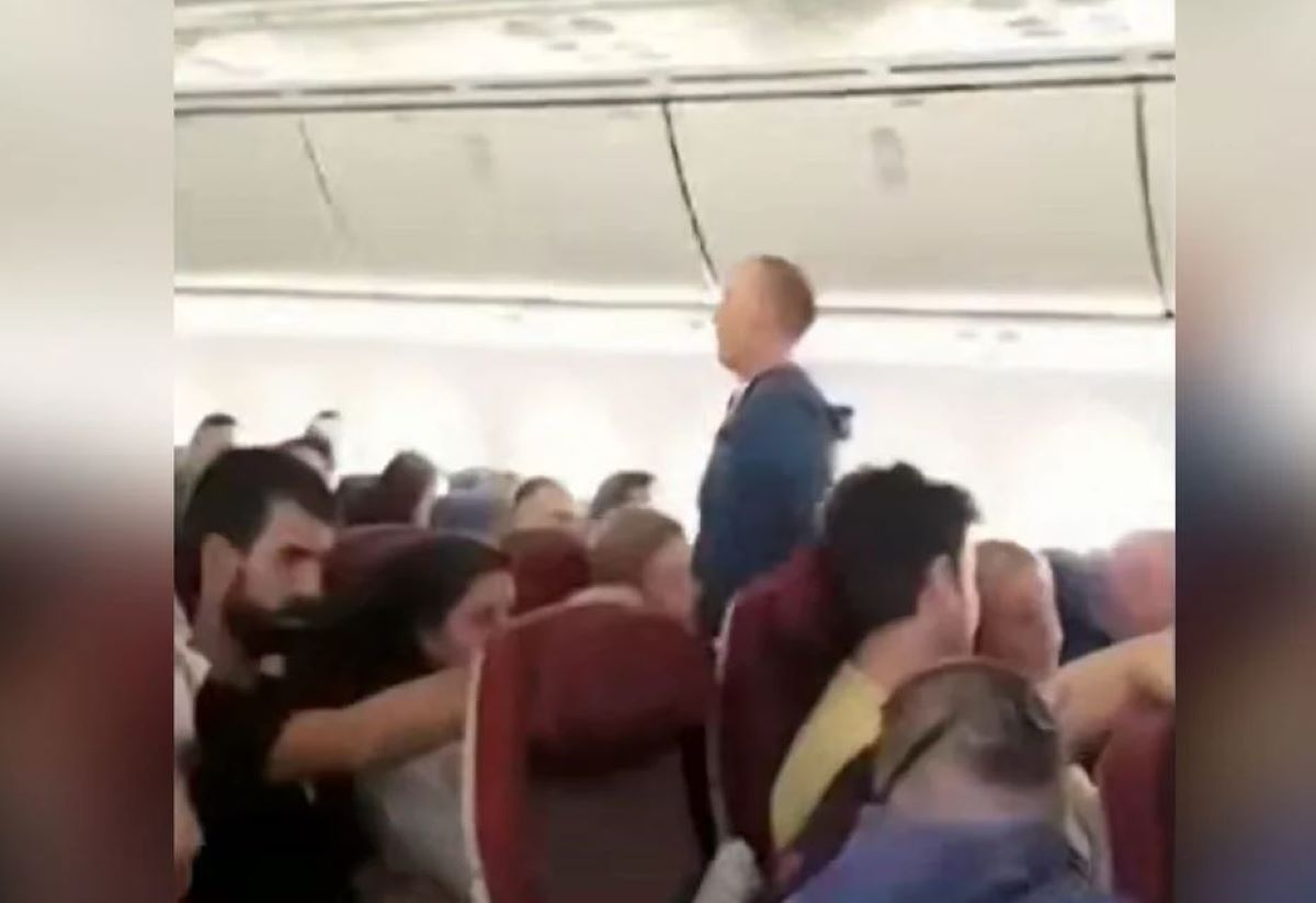 Πανικός στον αέρα: 50 τραυματίες από αναταράξεις σε πτήση από την Αυστραλία στην Νέα Ζηλανδία