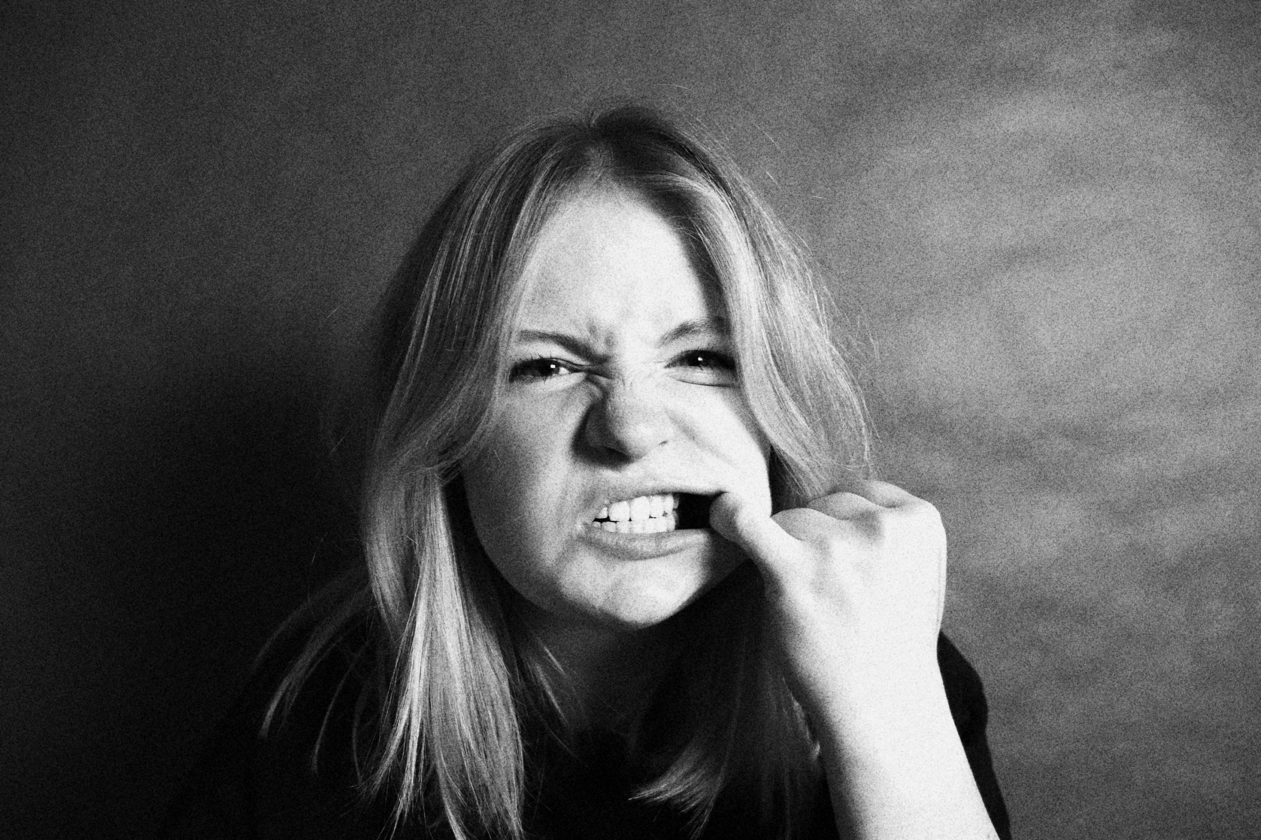 Η Νο1 απροσδόκητη συνήθεια που προκαλεί τερηδόνα, σύμφωνα με τους οδοντιάτρους