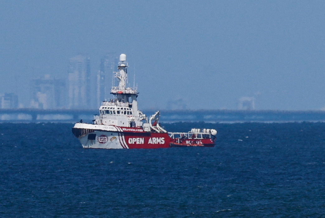 Γάζα: Έφτασε το πλοίο «Open Arms» με 200 τόνους ανθρωπιστικής βοήθειας από τη Λάρνακα – ΒΙΝΤΕΟ