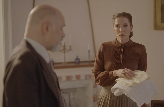 Οι Πανθέοι: Η συμπεριφορά του Μαρμάρη προβληματίζει τη Νίνα