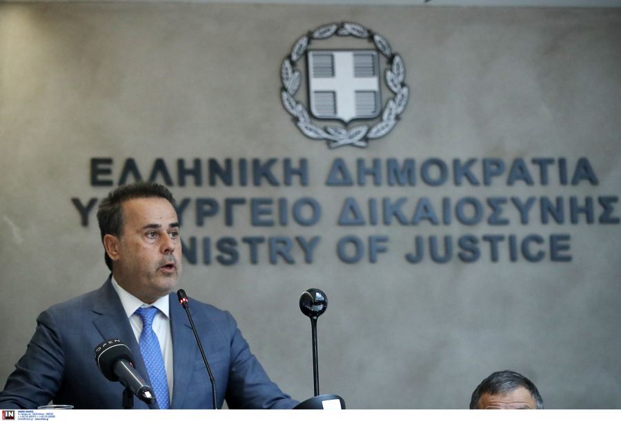 Παπασταύρου: Να μην βιώσει κανείς το μίσος που βίωσα εγώ από τους πολιτικούς μου αντιπάλους