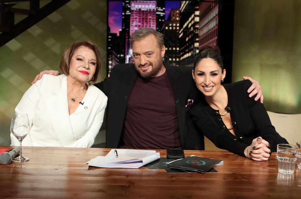 Σάββατο με φίλους: Ο Χρήστος Φερεντίνος υποδέχεται την Πίτσα Παπαδοπούλου