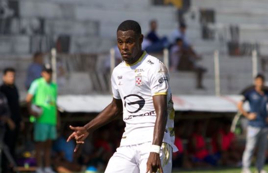 Τραγωδία στην Βολιβία: Ποδοσφαιριστής κατέρρευσε στην προπόνηση και έχασε την ζωή του