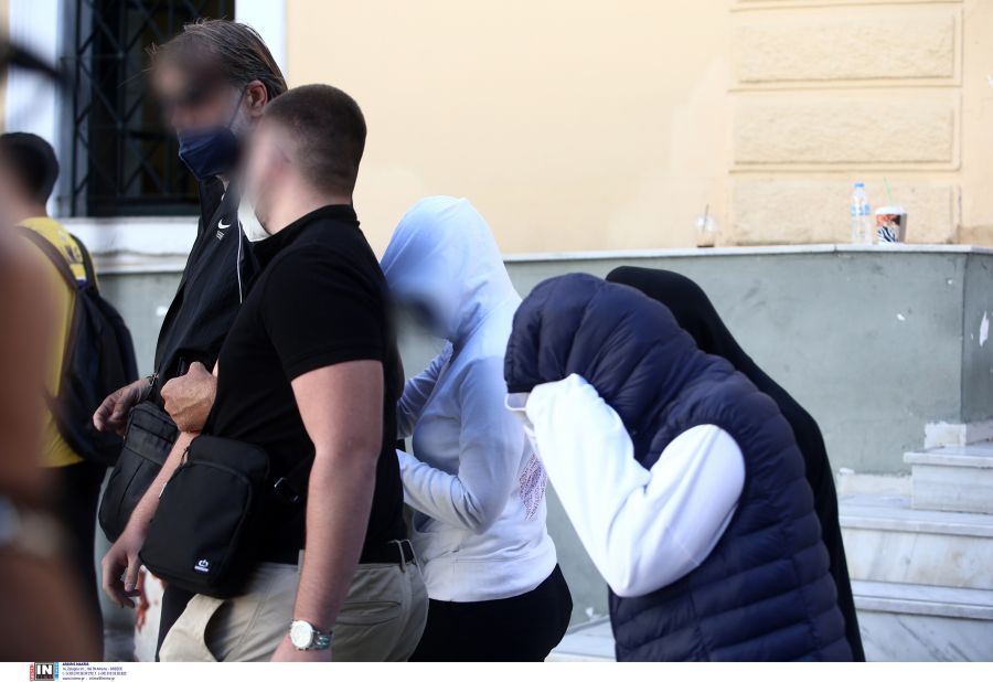 Συμμορίες στην Πολυτεχνειούπολη: Ένοχοι 8 από τους 24 κατηγορούμενους
