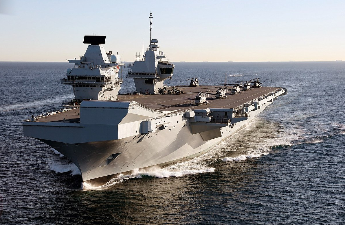HMS Queen Elizabeth: Φωτιά ξέσπασε στη ναυαρχίδα του Βρετανικού Βασιλικού Ναυτικού