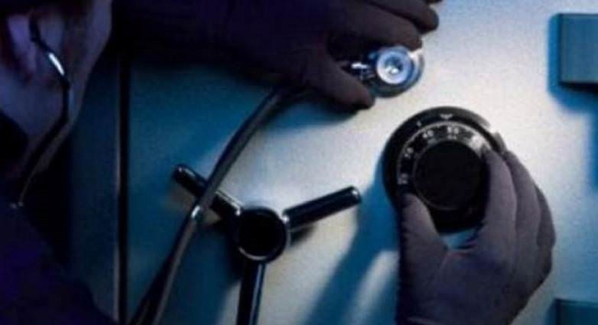 Πέλλα: Δύο συλλήψεις για την κλοπή χρηματοκιβωτίου με 150.000 ευρώ