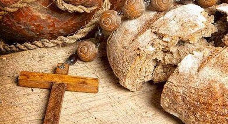 Μεγάλη Σαρακοστή: Τι είναι και γιατί ονομάζεται έτσι – Ποια τρόφιμα δεν πρέπει να τρώνε όσοι νηστεύουν