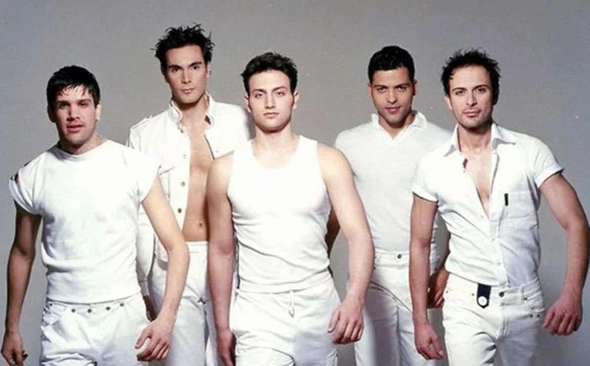 ONE: Έτσι δημιουργήθηκε το boy band – 25 χρόνια μετά την πρώτη τους συνάντηση