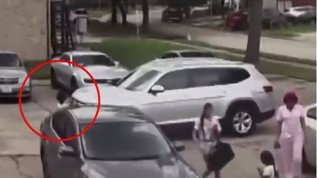 Βίντεο: Τραγωδία στο Τέξας – Αυτοκίνητο χτύπησε κοριτσάκι