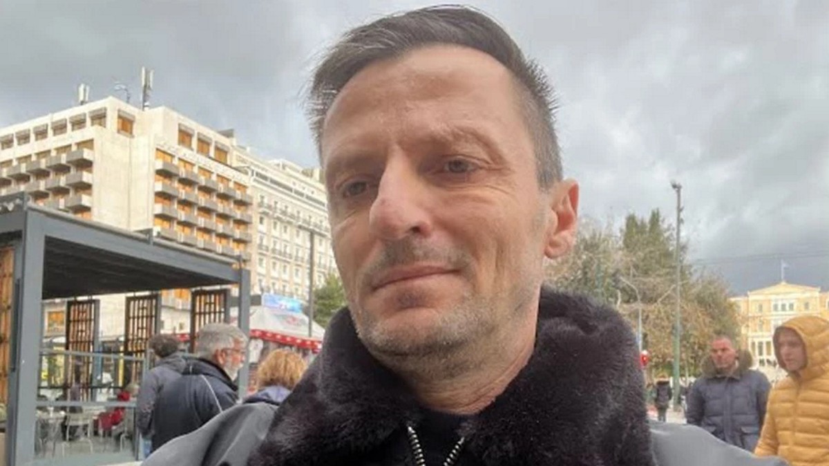 ΕΣΗΕΑ: Καταδίκασε την επίθεση που δέχθηκε από αγνώστους ο Γιώργος Θεοχάρης