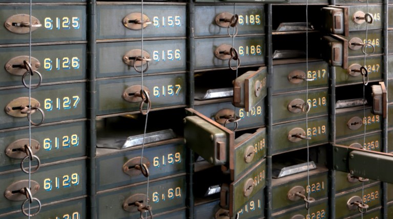 ΑΑΔΕ: «Σαφάρι» ελέγχων σε θυρίδες και ηλεκτρονικά πορτοφόλια – Τι μπαίνει στο μικροσκόπιο