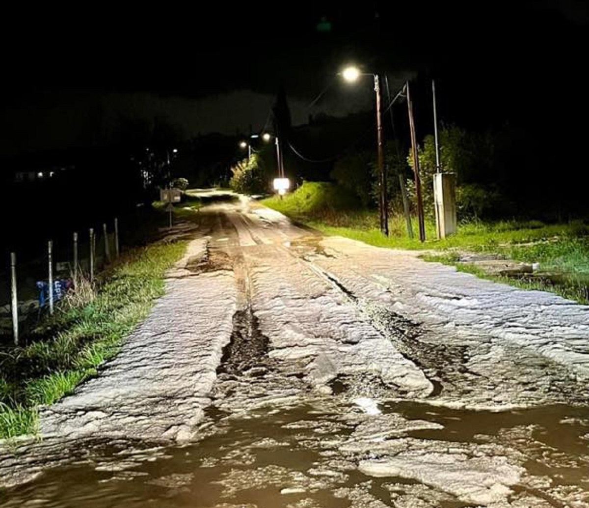 Κακοκαιρία: Το… έστρωσε με χαλάζι στα Τρίκαλα – ΦΩΤΟ