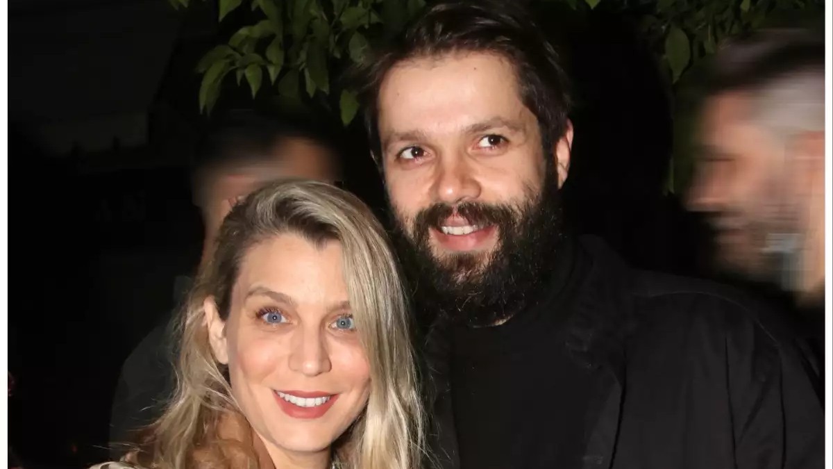 Κατρίνα Τσάνταλη – Ανδρέας Βούλγαρης: Οι πρώτες εικόνες με το μωρό τους – «Ένας μήνας μαζί»