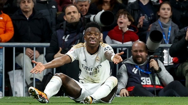 Νέα ρατσιστική επίθεση κατά Βινίσιους – «Ελπίζω να έχετε ήδη σκεφτεί την τιμωρία τους»