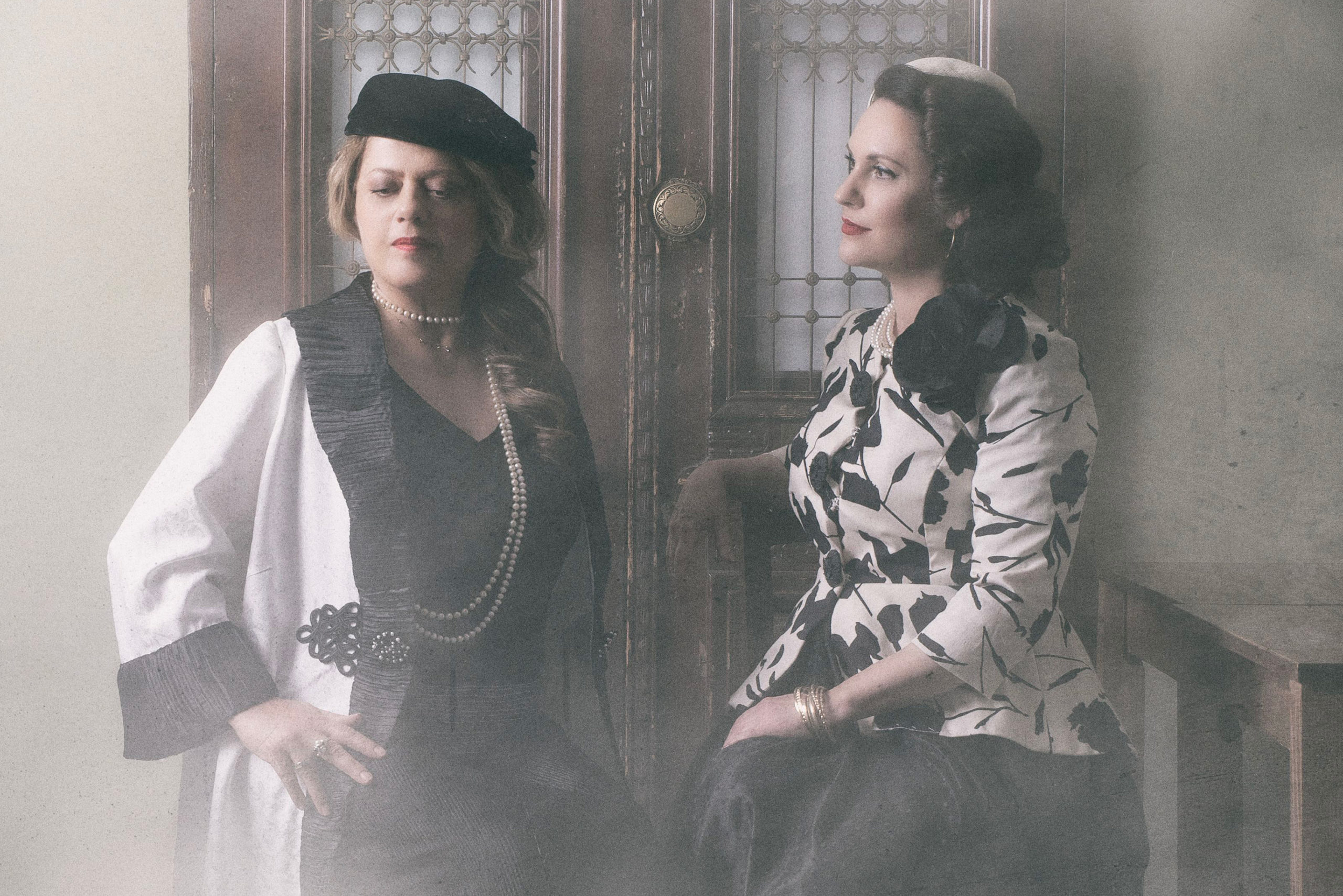 «Μαρίκα με είπανε – Μαρίκα με βγάλανε»: Οι πρώτες φωτογραφίες της παράστασης με πρωταγωνίστρια την Ελένη Τσαλιγοπούλου