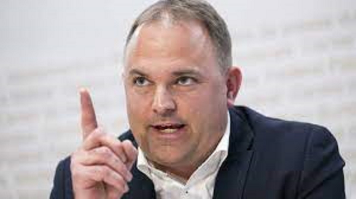 Ελβετία: Ο Μάρσελ Ντέτλινγκ στο τιμόνι της ακροδεξιάς