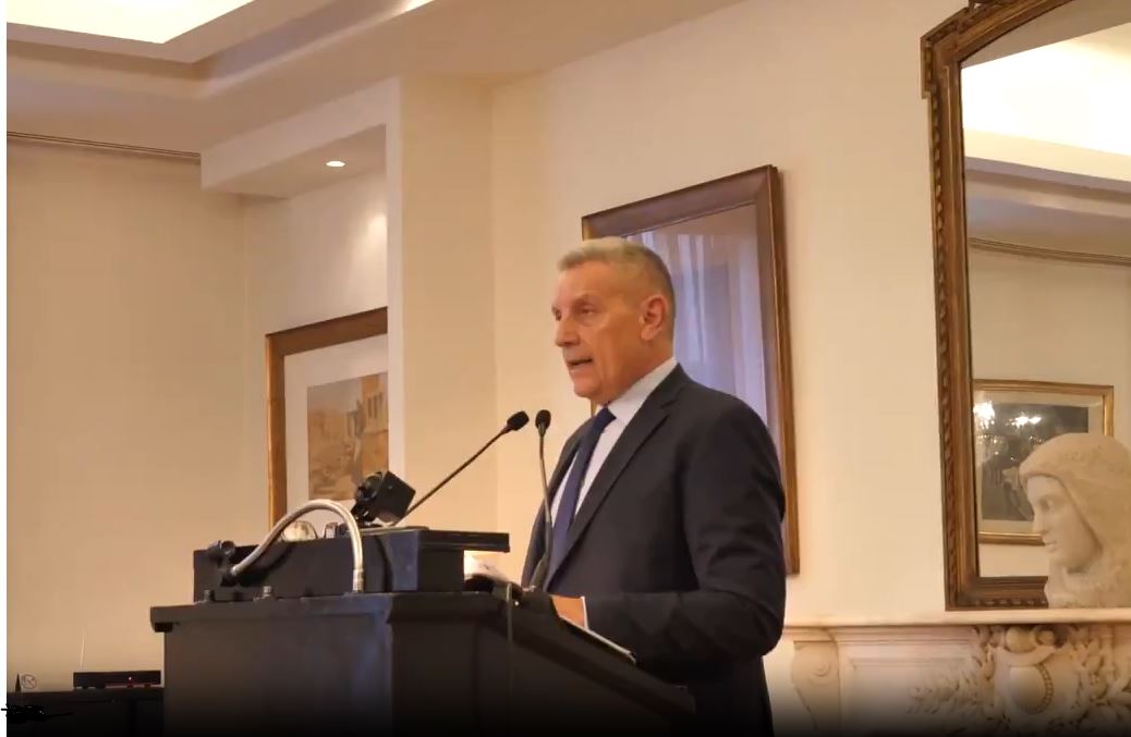 Επίτιμος Αρχηγός ΓΕΕΘΑ Κωνσταντίνος Φλώρος