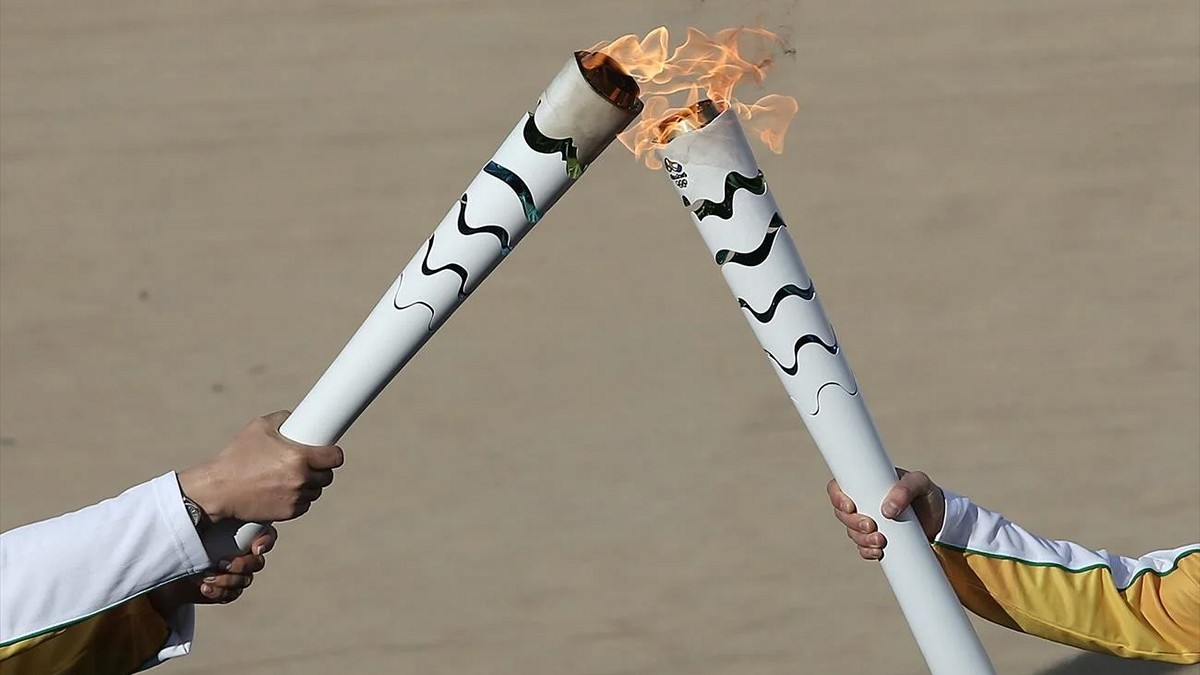 Αθήνα: Κυκλοφοριακές ρυθμίσεις για την Ολυμπιακή λαμπαδηδρομία – Σε ποια σημεία θα διακοπεί η κυκλοφορία