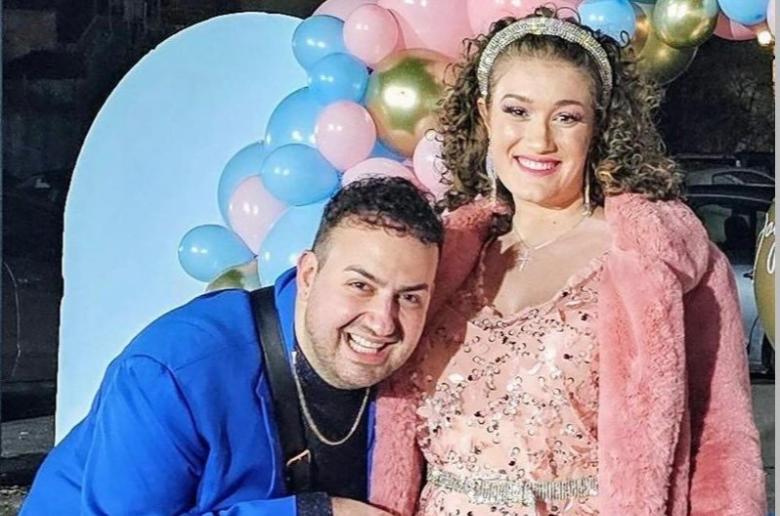 Μαυρίκιος Μαυρικίου – Ιλάειρα Ζήση: Ανυπομονούν να γίνουν γονείς – Η νέα φωτογραφία στα ροζ δίπλα στην πισίνα 