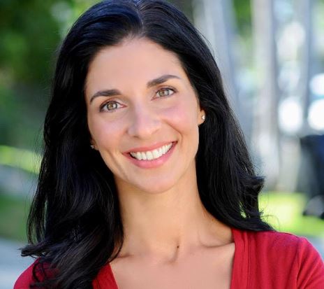 Ευτυχία Μελή: «Δούλευα ως καθαρίστρια για καλλιτέχνες στην Αμερική»- «Η Αγκιλέρα έδινε 30 ευρώ την ώρα και φιλοδώρημα»