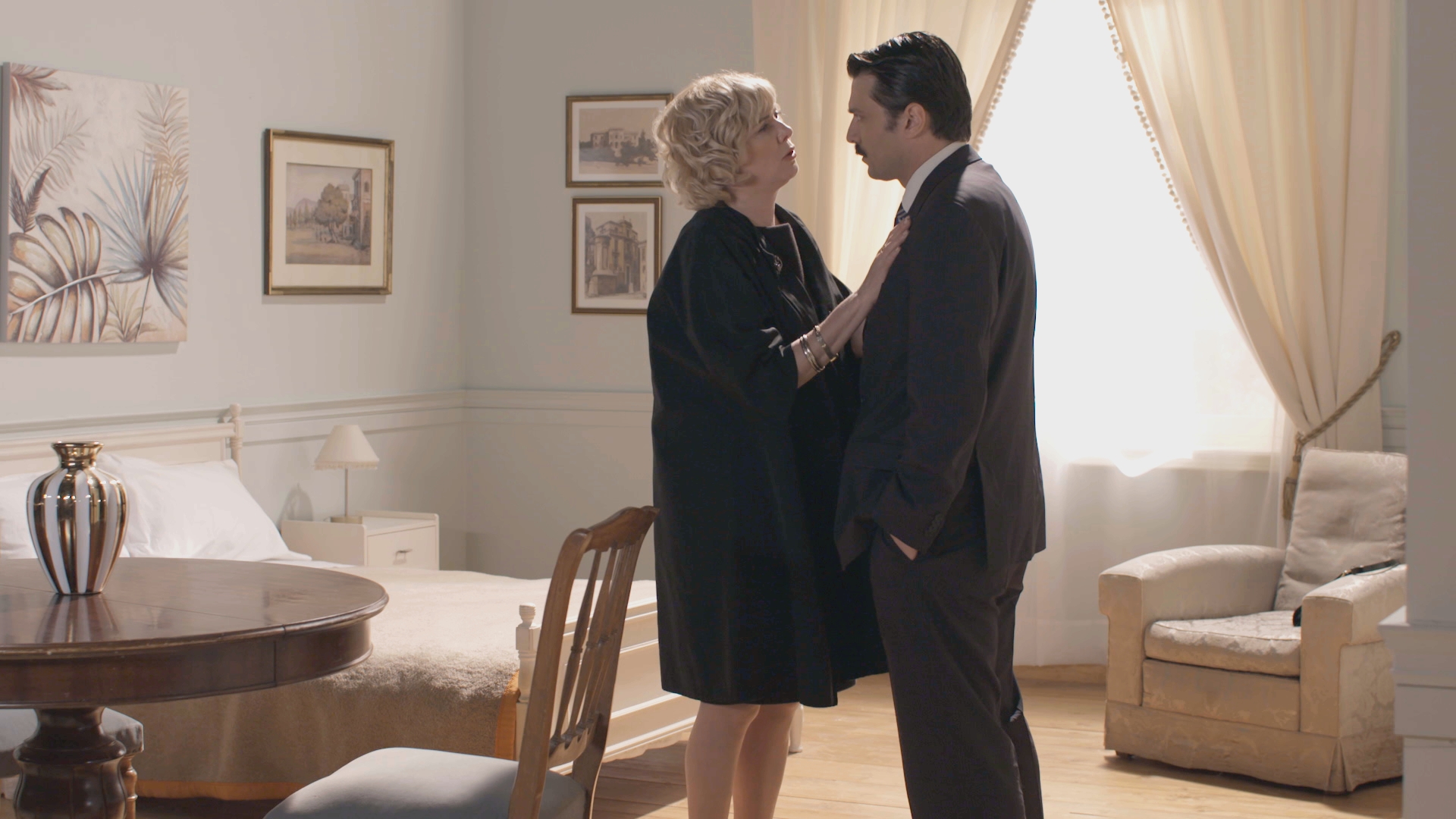 Ο Παράδεισος των κυριών – Επόμενα επεισόδια: Ο Χρήστος βάζει σε εφαρμογή το σχέδιό του να καταστρέψει την Βικτώρια