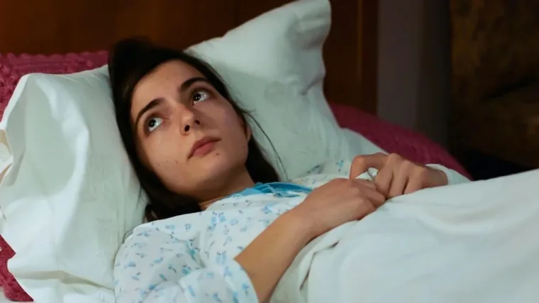 Ψυχοκόρες: Την Όλγα μαχαιρώνει θανάσιμα ο ίδιος της ο αδελφός, λόγω εγκυμοσύνης