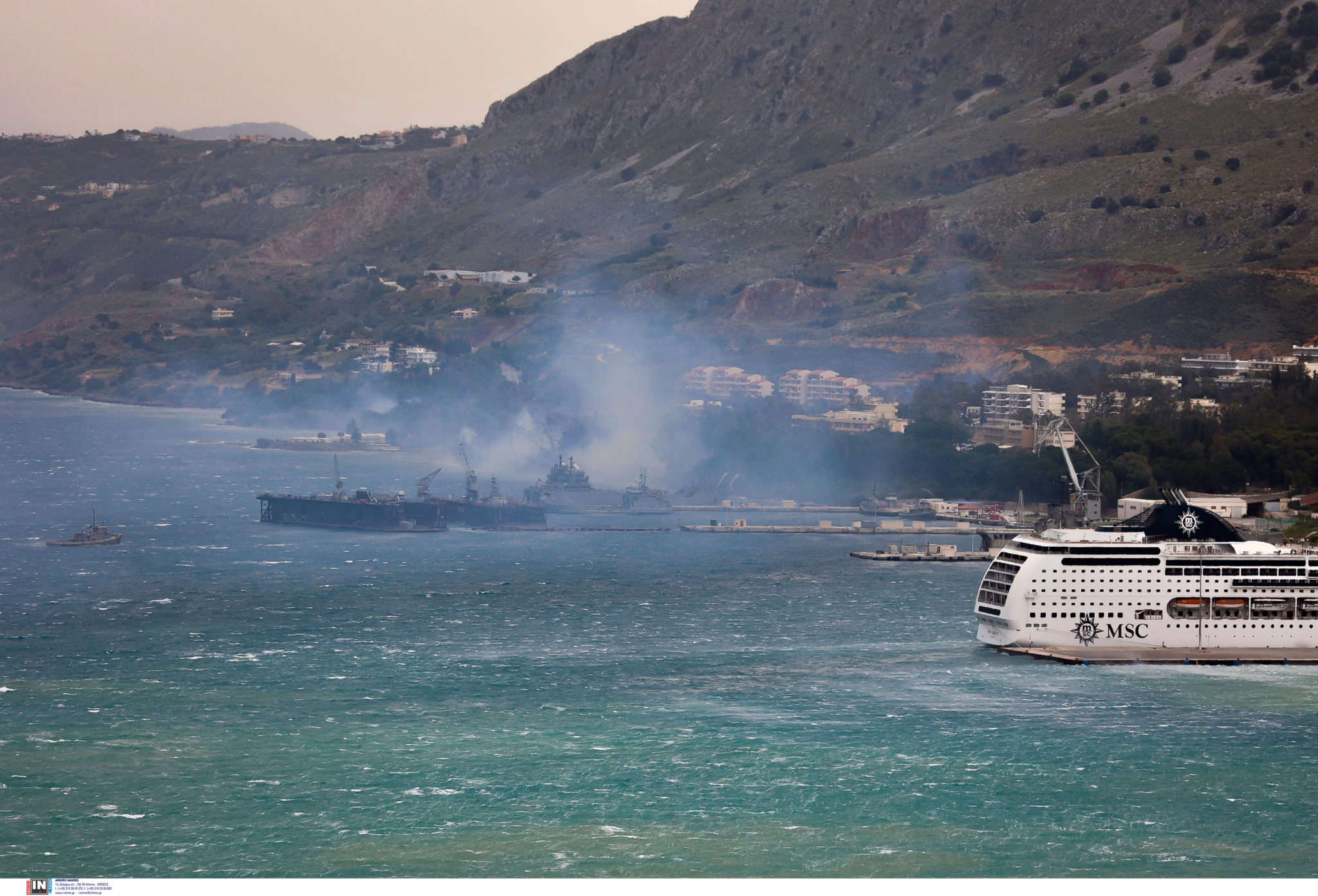 Χανιά- φωτιά- Ναύσταθμος