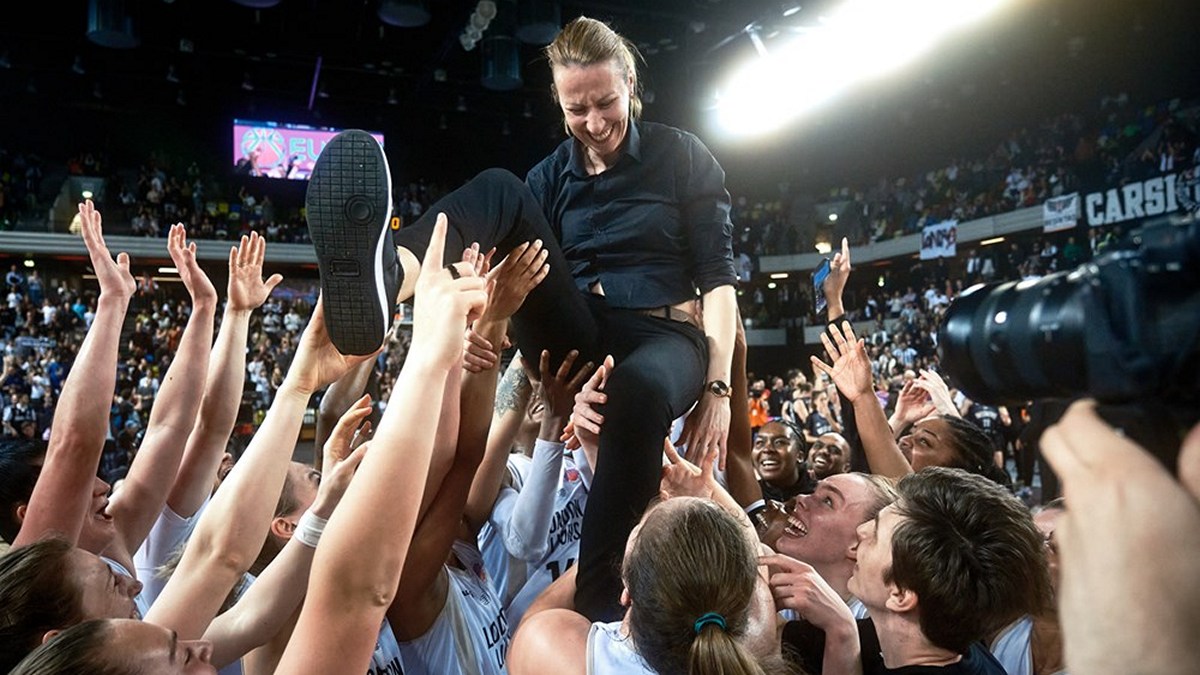 Στέλλα Καλτσίδου