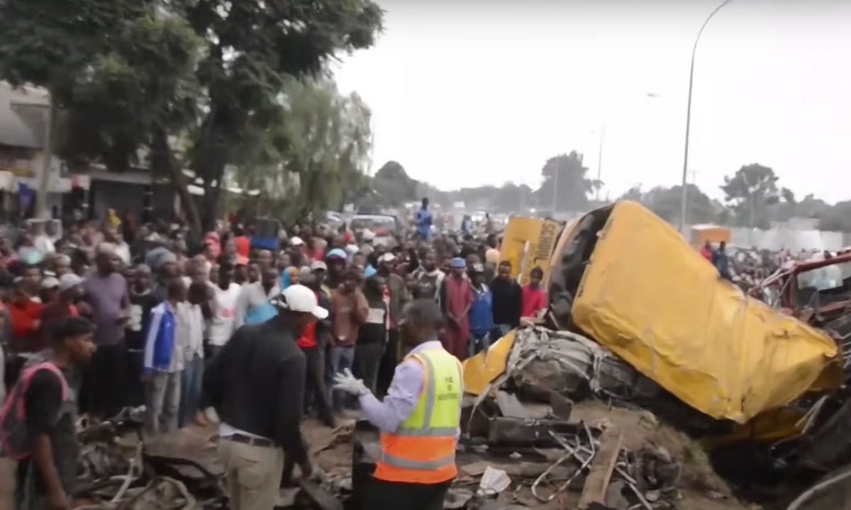 Τανζανία: Τουλάχιστον 13 νεκροί από σύγκρουση επιβατικού βαν με βυτιοφόρο