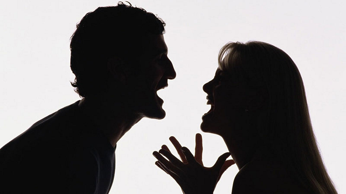 Εύβοια: Νέο επεισόδιο ενδοοικογενειακής βίας στη Χαλκίδα – Ξυλοκόπησε την αρραβωνιαστικιά του μέσα στο σπίτι της