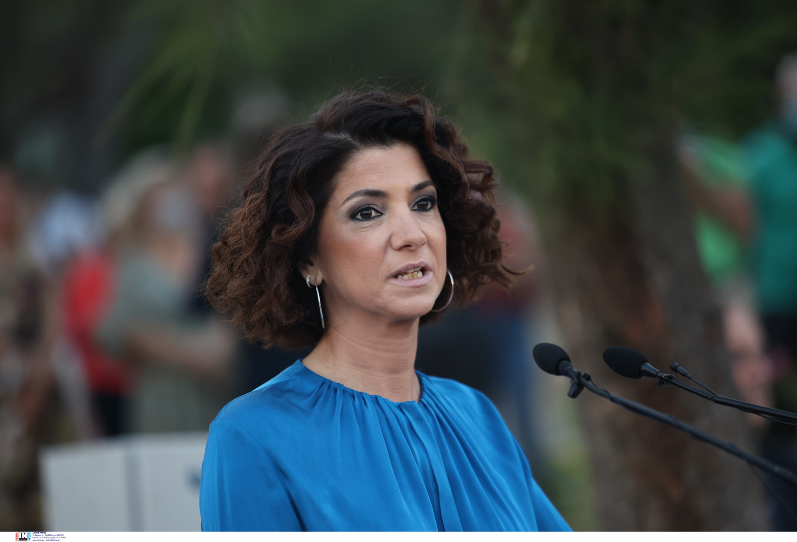 Αλεξία Μπακογιάννη: Υπέβαλε μήνυση εναντίον του Στέφανου Χίου – Καταγγέλλει φραστική επίθεση