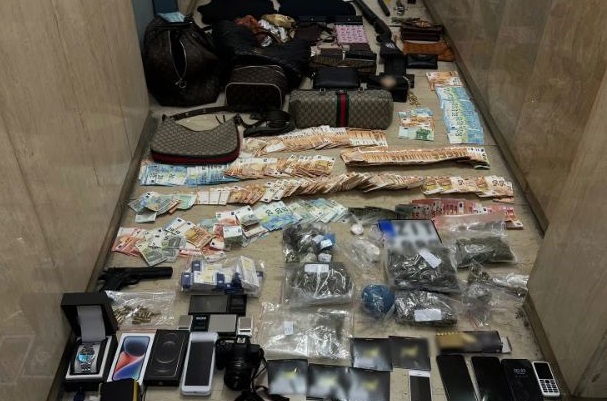 Εξαρθρώθηκαν 6 συμμορίες στην Αττική: 50 συλλήψεις, εμπλέκονται και 6 φυλακισμένοι – 1.400.000 ευρώ η λεία τους