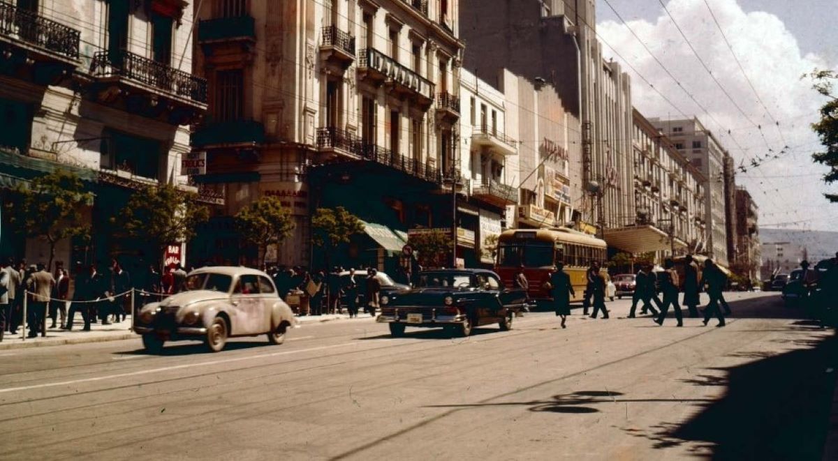 Κουίζ για την παλιά Αθήνα: Αναγνωρίζεις τον δρόμο; Είναι από τους πιο γνωστούς