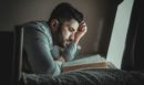 Οι συνήθειες ύπνου που αυξάνουν τον κίνδυνο καρκίνου στους άνδρες, σύμφωνα με μελέτη