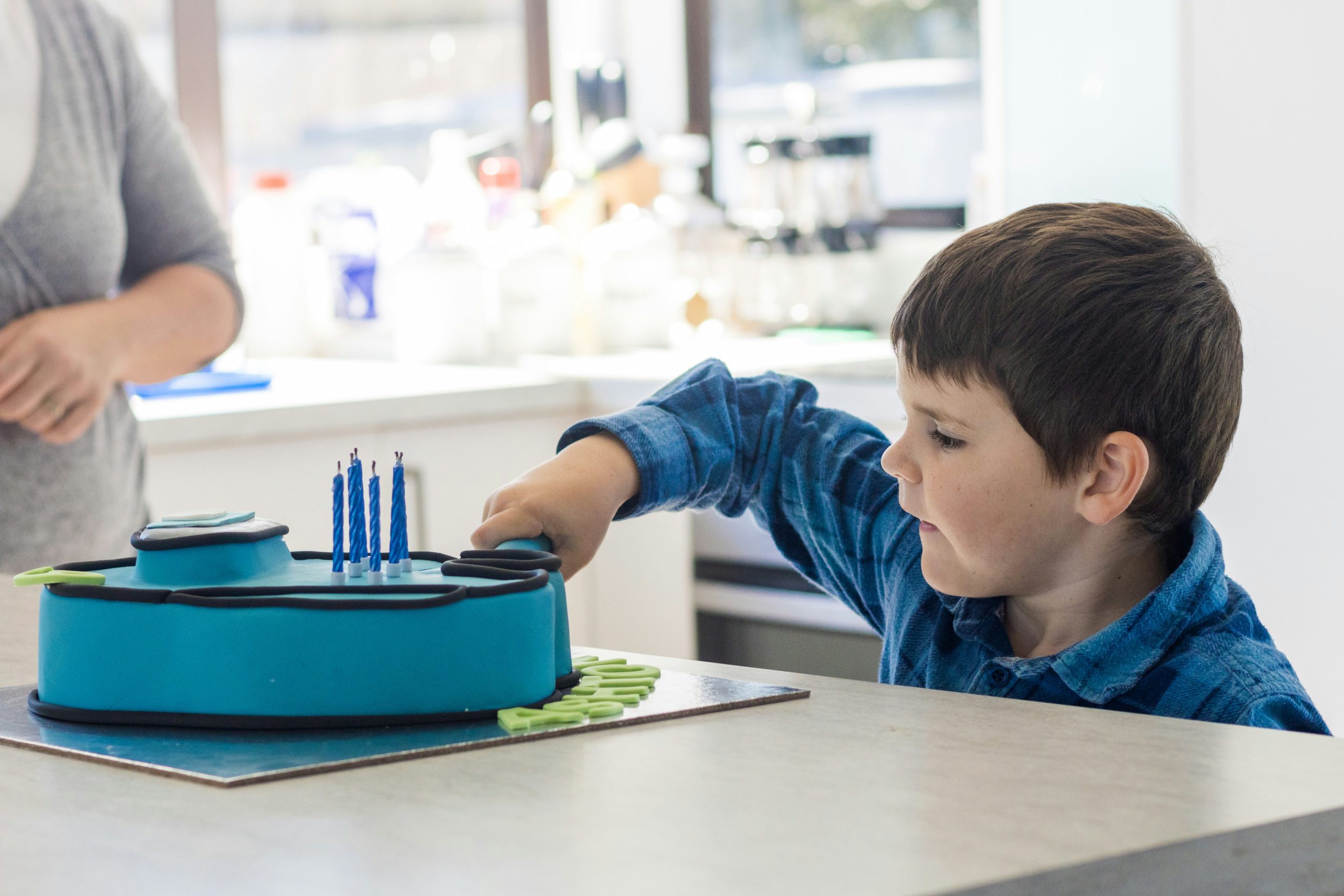Έγινε έξαλλη με την οικογένεια του συζύγου της γιατί αγνοούν τα γενέθλια του γιου τους – «Το παιδί έχει γεννηθεί ίδια μέρα με την πεθερά της»