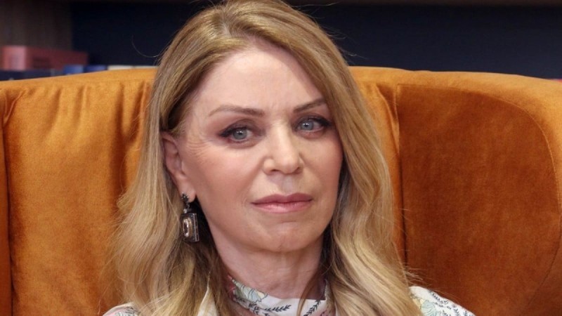 Έλλη Στάη: Βαρύ πένθος για την δημοσιογράφο