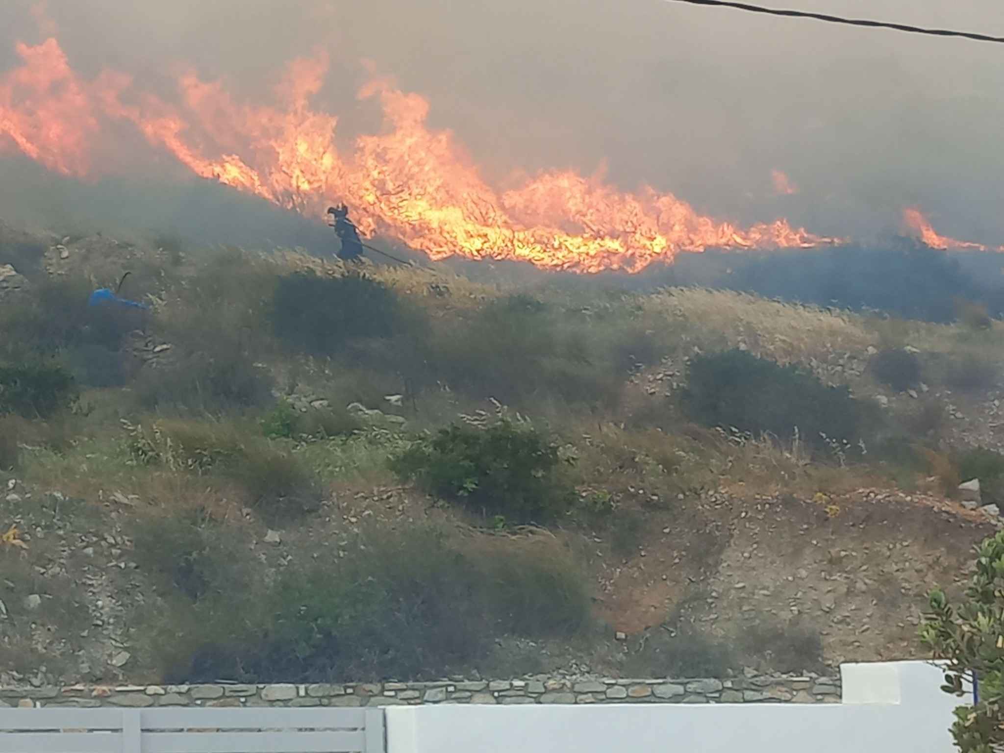 Φωτιά Πάρος