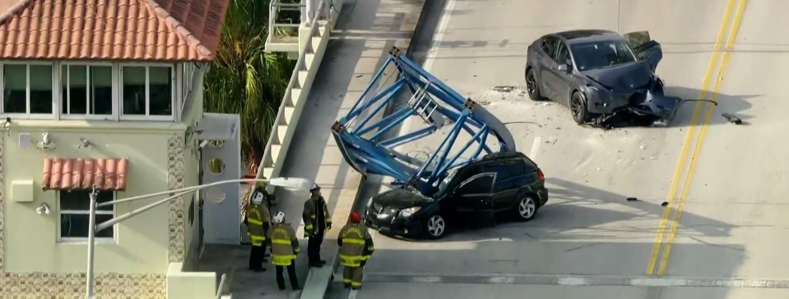 Φλόριντα: 1 νεκρός και 2 τραυματίες έπειτα από πτώση τμήματος γερανού