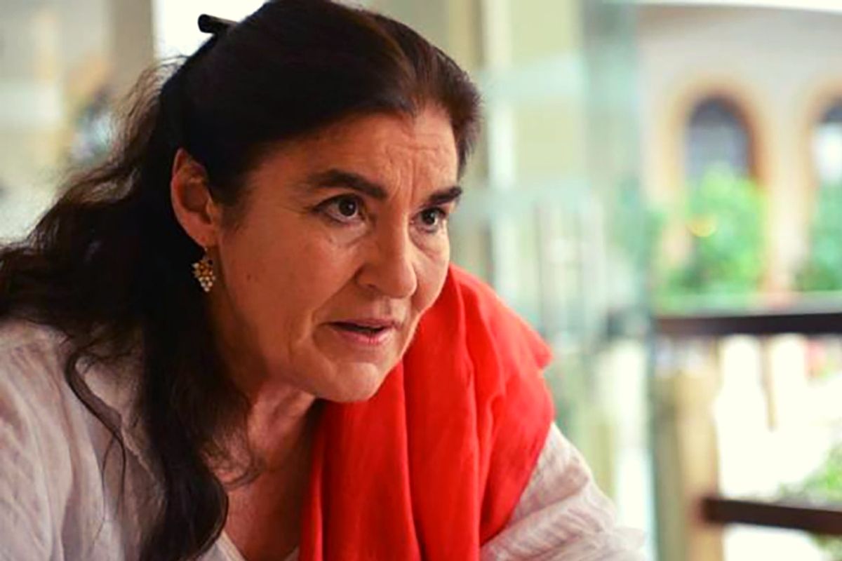 Η Γη της Ελιάς: Η Μαργαρίτα επισκέπτεται την Κούλα στη φυλακή