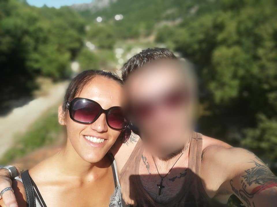 Άγιοι Ανάργυροι: «Την κάρφωνε απανωτά στην πλάτη, η 28χρονη φώναζε "με  κυνηγάει να με σκοτώσει"» - Συγκλονίζει αυτόπτης μάρτυρας της δολοφονίας