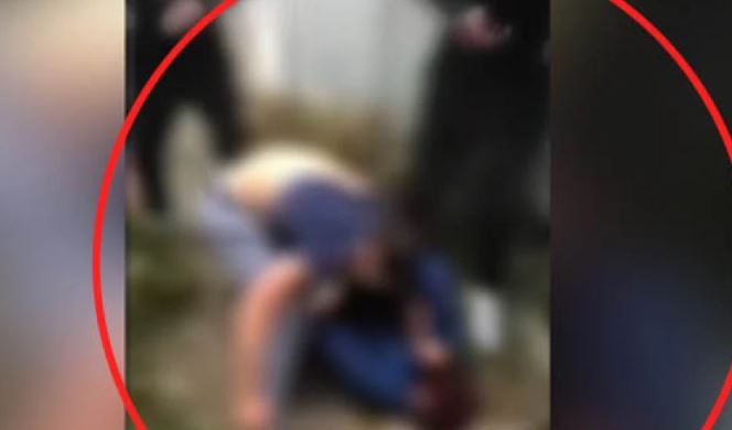 Ηράκλειο: Βίντεο – σοκ με τον άγριο ξυλοδαρμό μαθητή σε σχολείο –  «Πάτησέ τον, παίξ’ του μπουνιές»