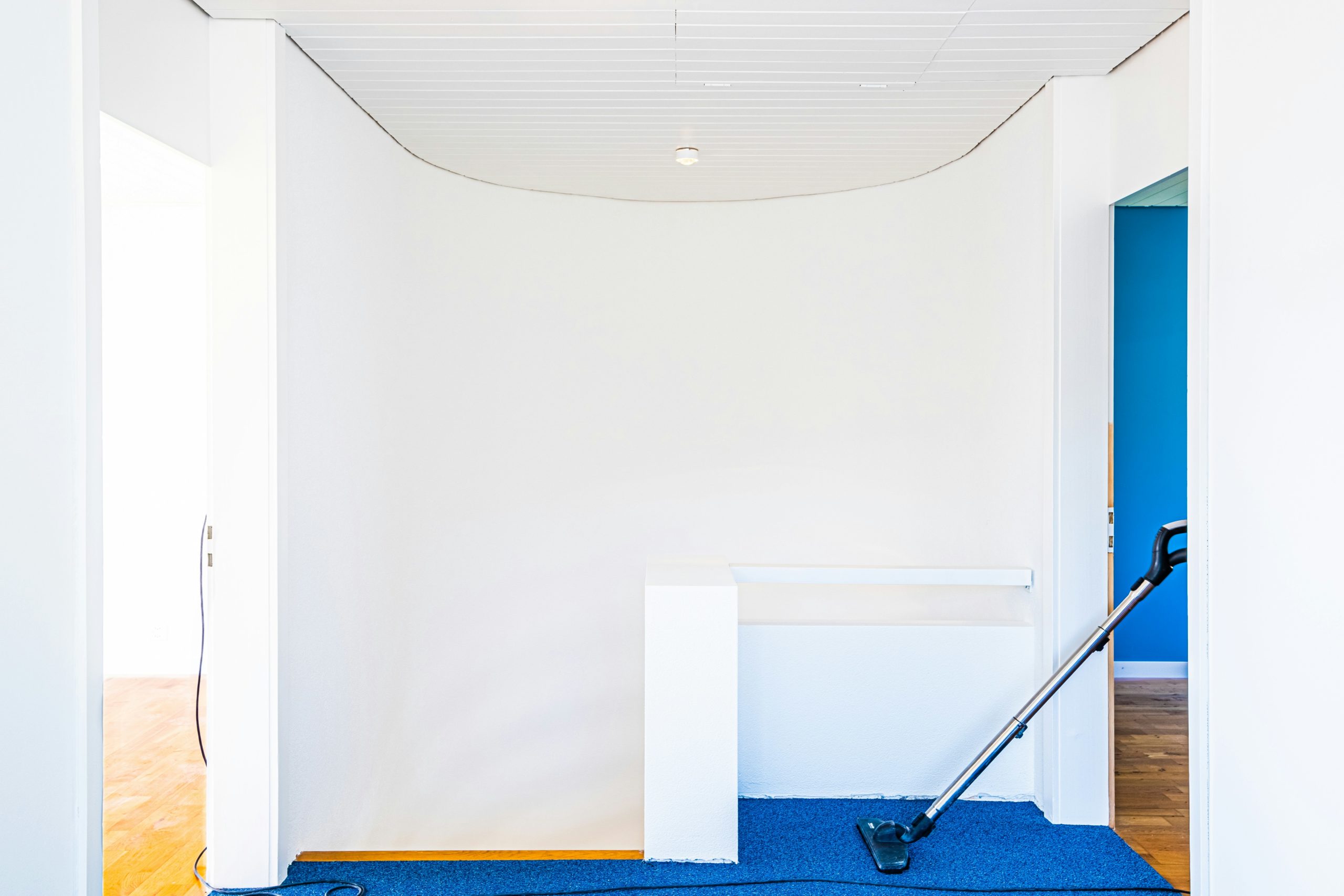 Τα 10 σημεία στο σπίτι σας που ξεχνάτε να καθαρίσετε με την ηλεκτρική σκούπα