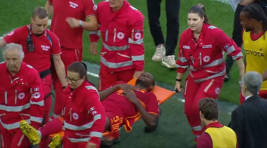 Σοκ στο Ουντινέζε-Ρόμα: Κατέρρευσε την ώρα του αγώνα ο Εντικά – Οριστική διακοπή στο παιχνίδι