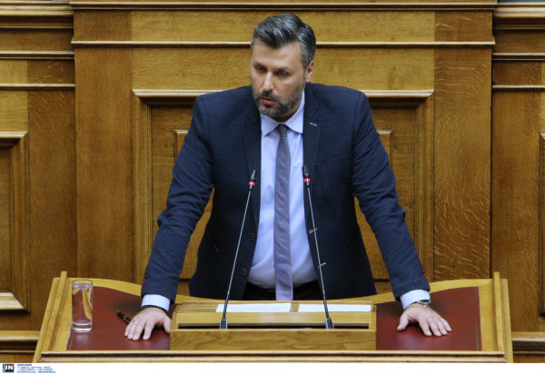 Γιάννης Καλλιάνος