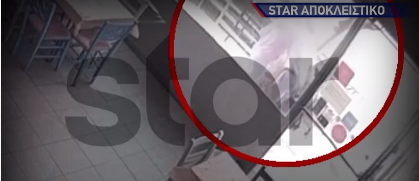 Πανόρμου: Η στιγμή που 60χρονος επιτίθεται και φιλά 20χρονη στη μέση του δρόμου – Δείτε βίντεο