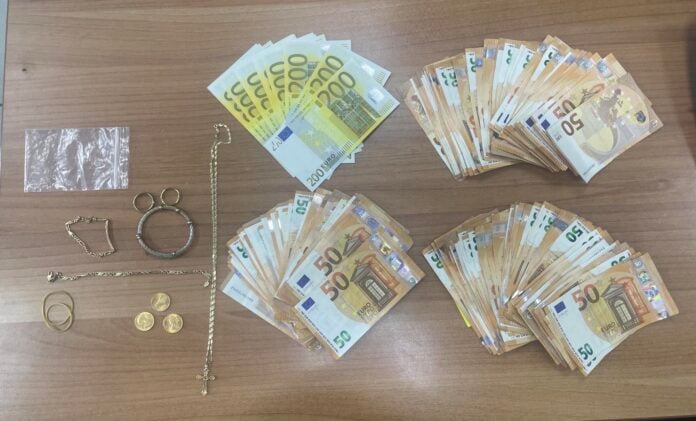 Κατερίνη: Απάτες με δήθεν τροχαία – Άρπαξαν 11.500 ευρώ, χρυσές λίρες και κοσμήματα από ηλικιωμένες