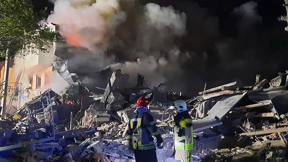 Ουκρανία: Τουλάχιστον ένας νεκρός και επτά τραυματίες από ρωσικό πλήγμα στο Χάρκοβο